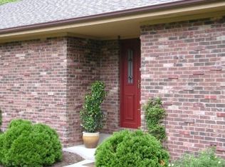 4825 Richmond Dr, Racine, WI 53406