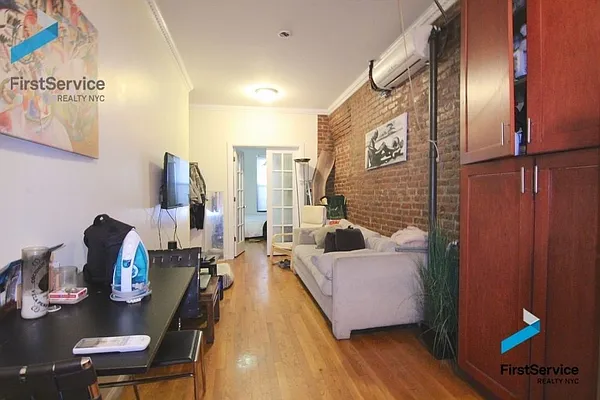 Rented by FirstService Realty (legacy) | media 23