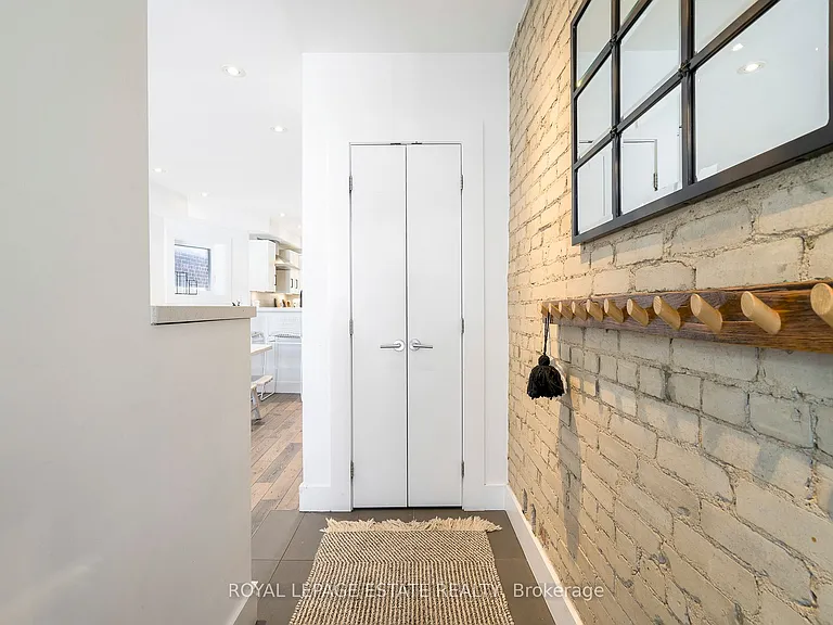 2 Rushbrooke Ave — Photo 3