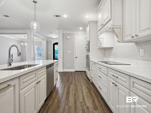 4th image of 12942 Gondala St