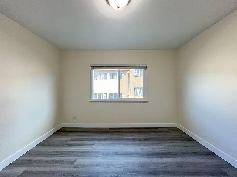 3910 Coco Ave — Photo 46