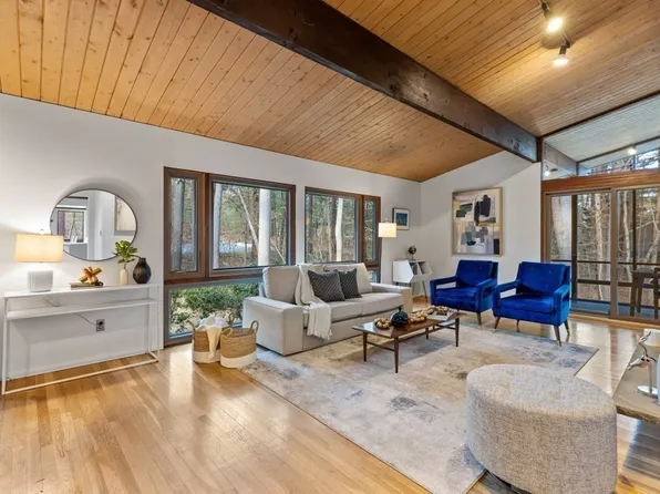 18 Whispering Pine Rd, Sudbury, MA 01776