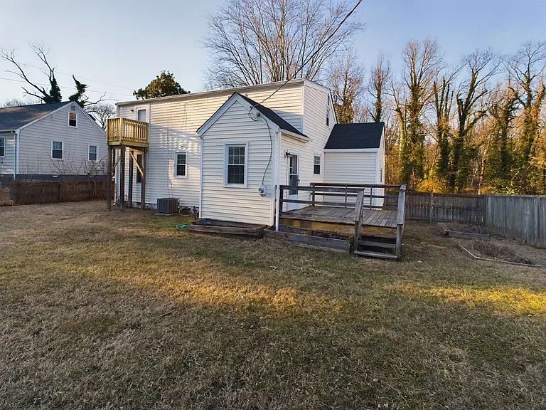 2513 Libbie Ave — Photo 28