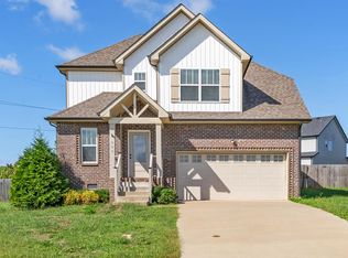 890 Wild Elm Ct, Clarksville, TN 37042