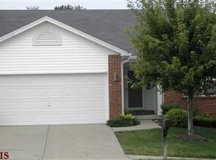 12 Hill Pointe Ct, Saint Charles, MO
