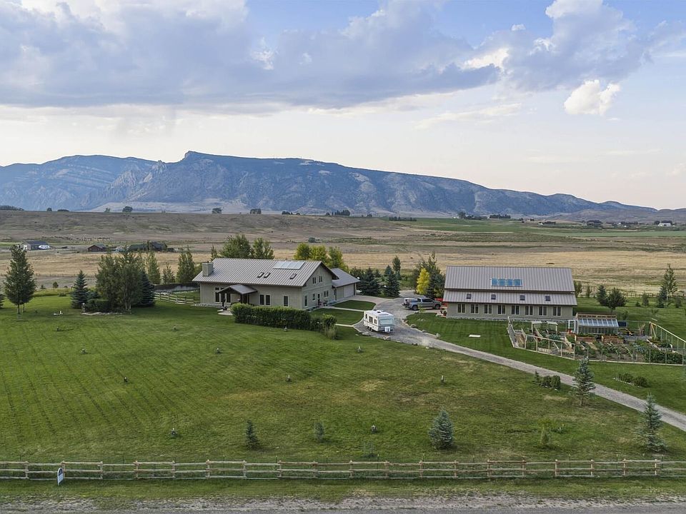 1st image of 15 Ridge View Tr