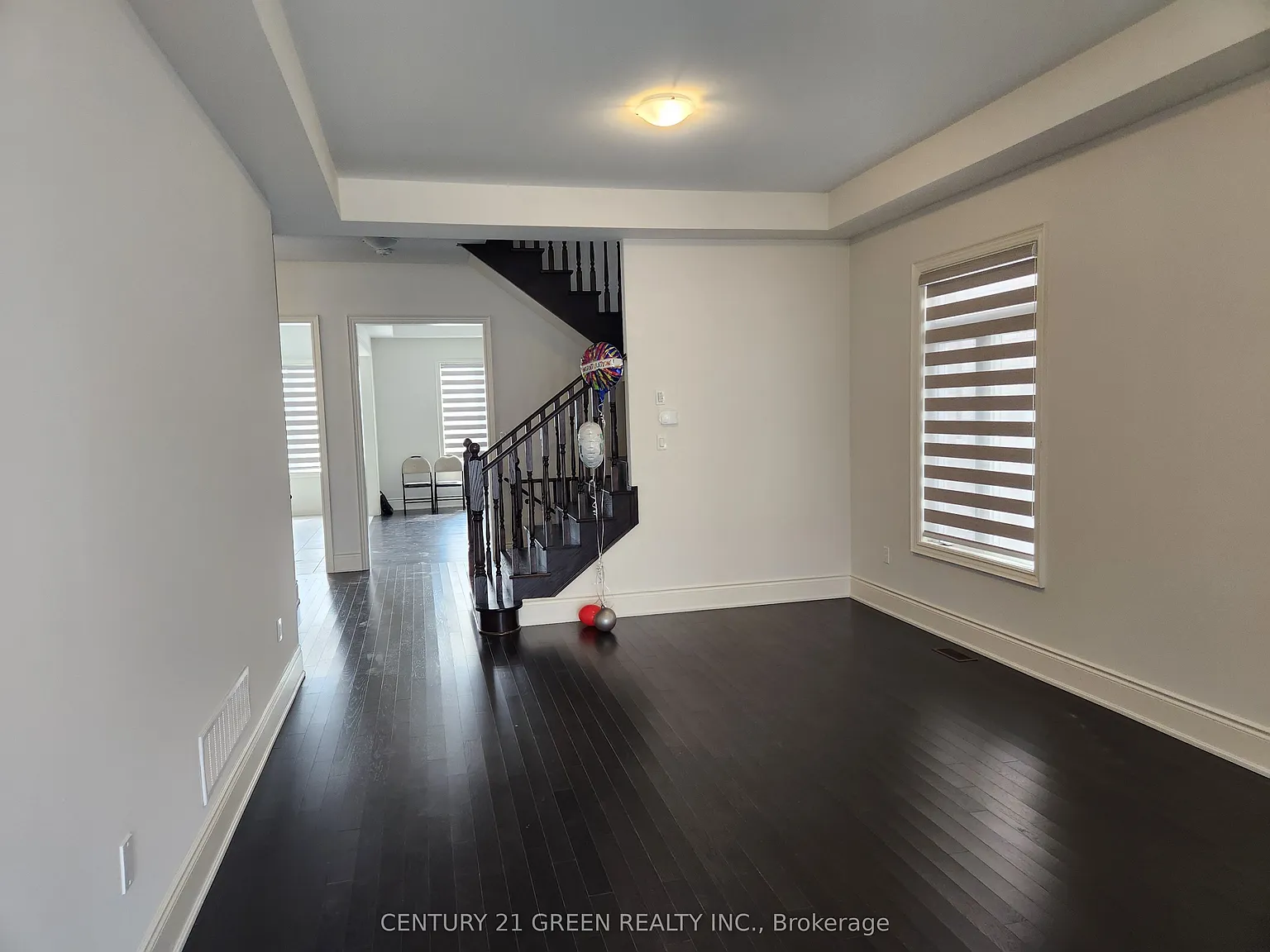 4 bed, $3,200 — Photo 3