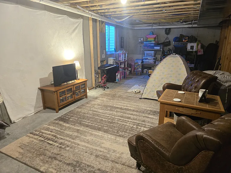 481 Green Tree Dr — Photo 7