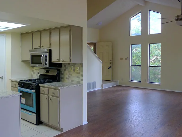 4511 Smooth Oak Dr #A — Photo 6
