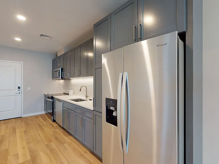 The George Apartments — Photo 57