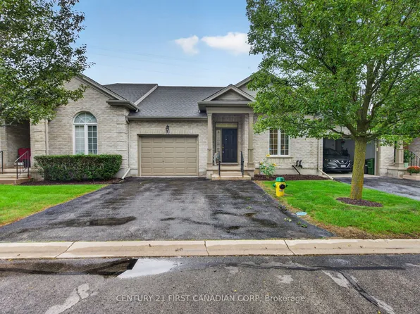 87 Donker Dr #22, Saint Thomas, ON N5P 4L2