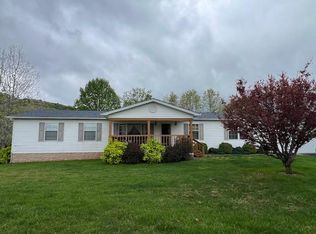 358 Johnston School Rd, Princeton, WV 24739