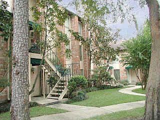 1st image of 2222 Westerland Dr APT 9