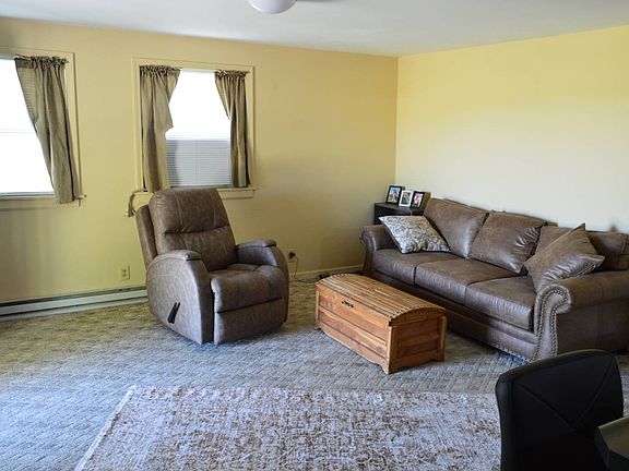 4th image of 15270 E Liberty Rd