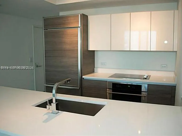 1100 S Miami Ave #2407 — Photo 2