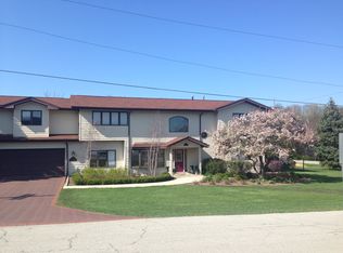 11200 74th St, Burr Ridge, IL 60527