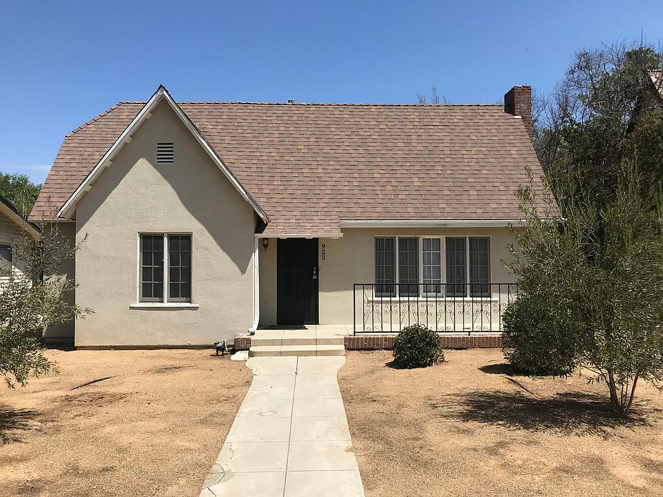 1st image of 923 College Ave