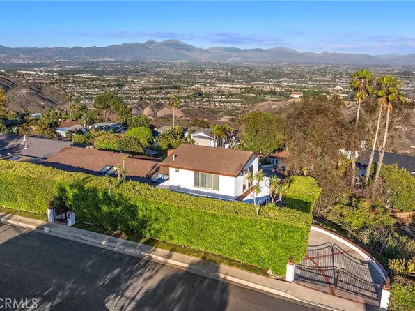3030 Mountain View Dr, Laguna Beach, CA 92651