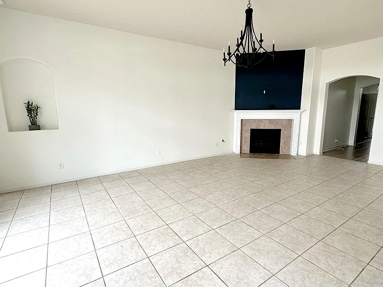 5630 Caraway Lake Dr — Photo 5