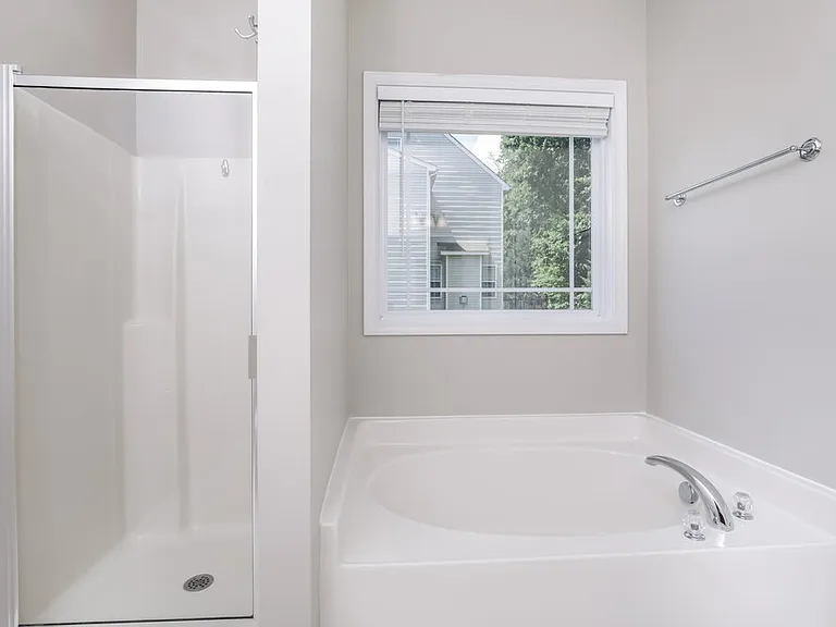 200 Willowbrook Cir — Photo 13