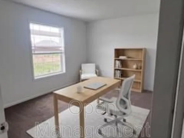 511 E 1st St, Huxley, IA