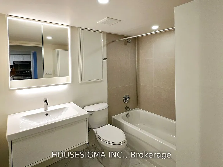 15 Sewells Rd #205 — Photo 5