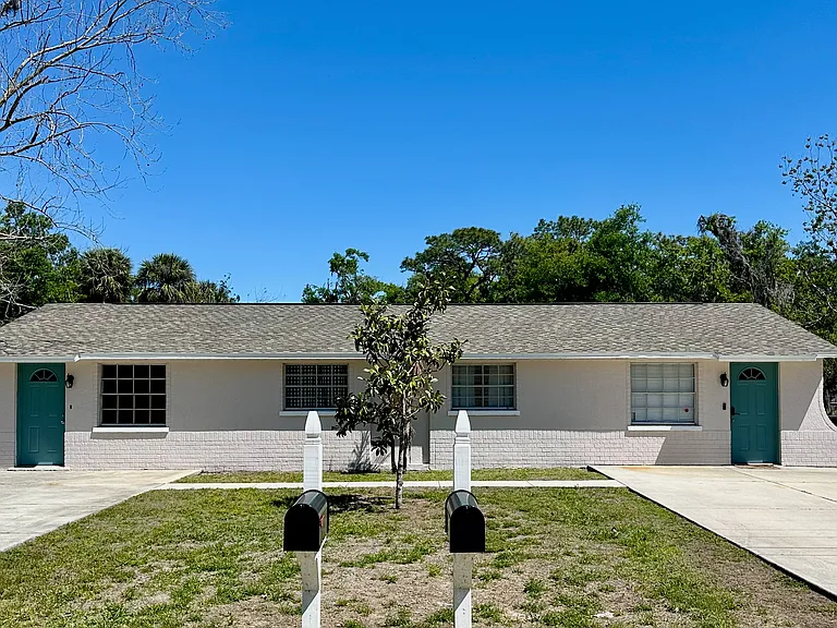 1029 Hagle Park Rd — Photo 1