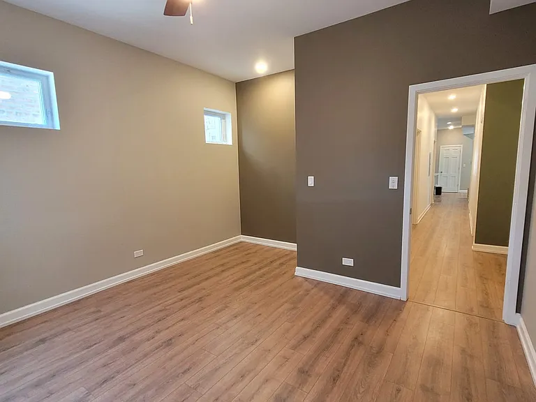 4739 N Albany Ave #1 — Photo 2
