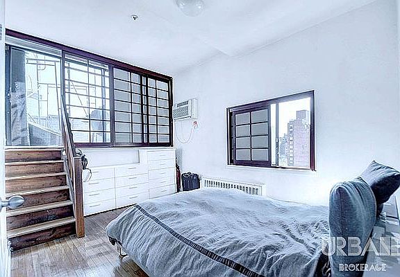 5th image of 131 E 83rd St APT 7G