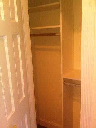 4th image of 309 E 37th St APT 2AW