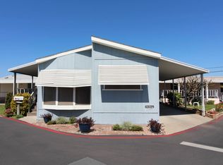 18 Spruce Via, Anaheim, CA 92801