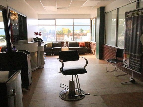 Salon and spa, talented employees are loved by the residents