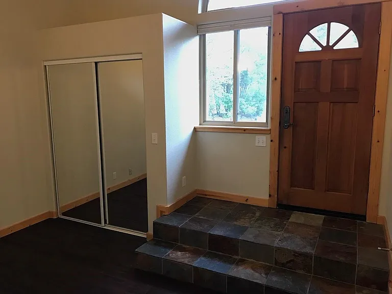 11431 Northwoods Blvd — Photo 3