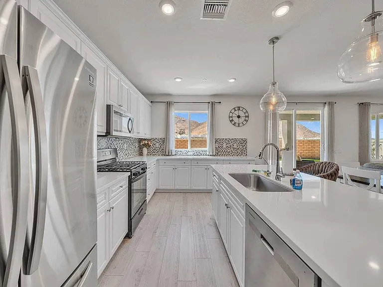 19907 Sunkissed Ridge Dr — Photo 13