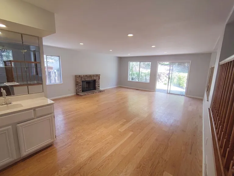 1144 Trowbridge Way — Photo 10