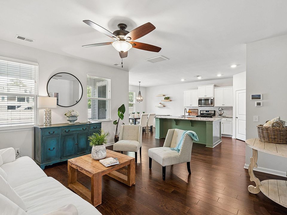 1st image of 3822 Sawmill Ct