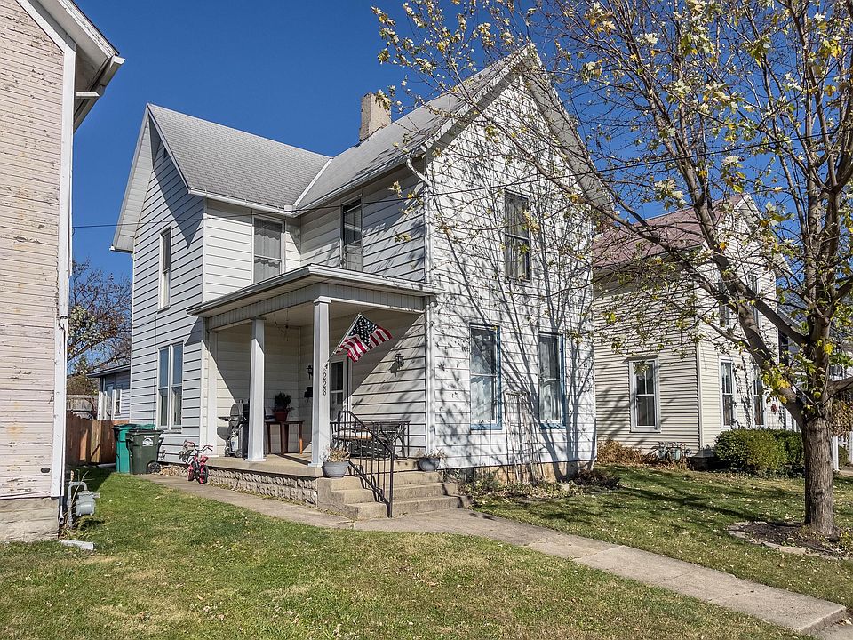 1st image of 228 Laurel Oak St