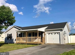 57 Kipling Ct, Inwood, WV 25428