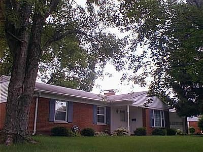 4th image of 2817 Meadow Park Dr