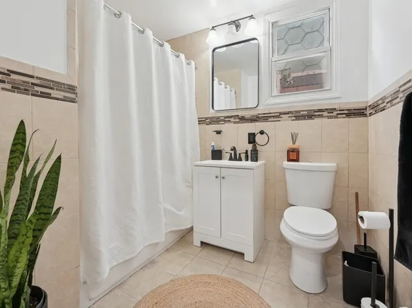 717 16th Street image 26 of 30