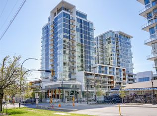 989 Johnson St #1404, Victoria, BC V8V 0E3