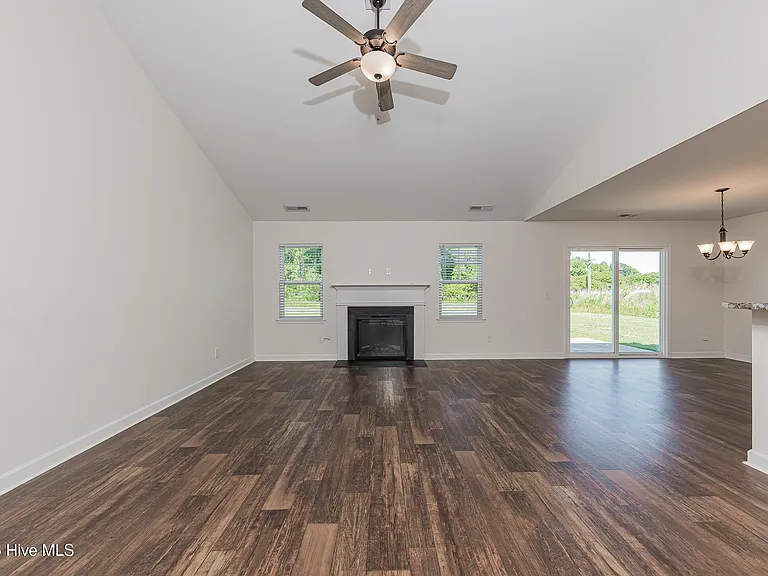 100 Mingo Dr — Photo 3