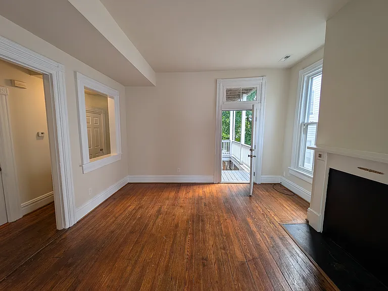 2115 E Marshall St #A — Photo 10