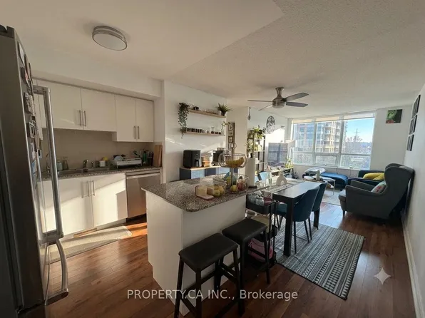 25 Viking Ln, Toronto, ON