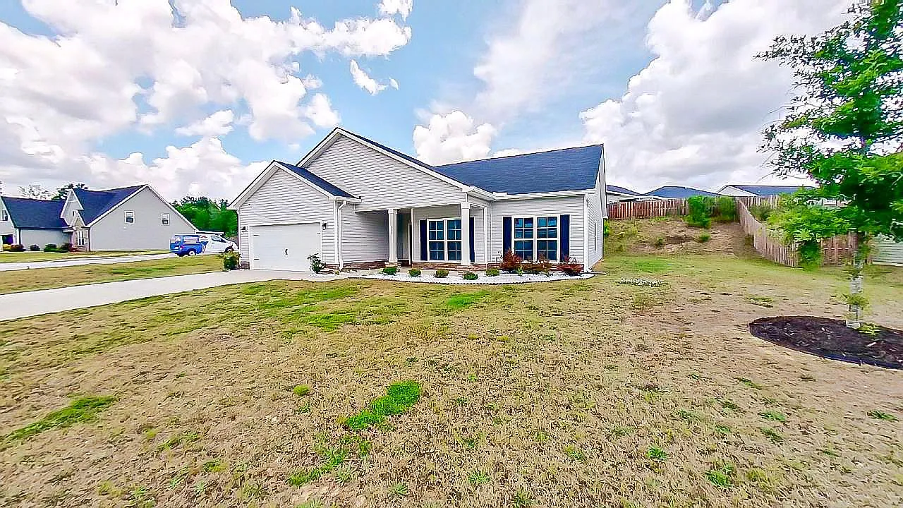 4 bed, 1869 sqft, $1,850 — Photo 1