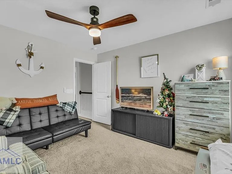 399 Beecher Dr — Photo 25