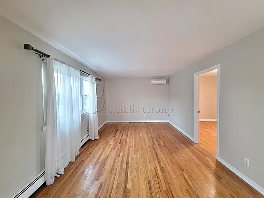 Rented by Bouklis Group | media 3