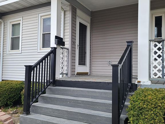 4th image of 303 E Charles St