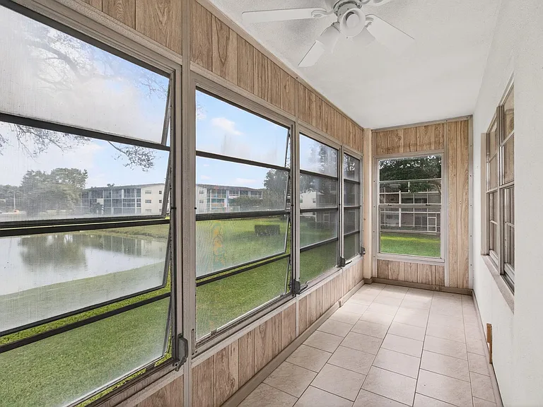 360 Fanshaw — Photo 35