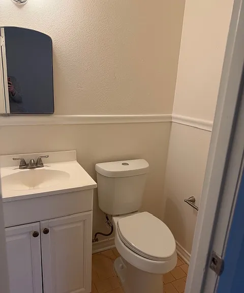 1303 Cypress Dr — Photo 7